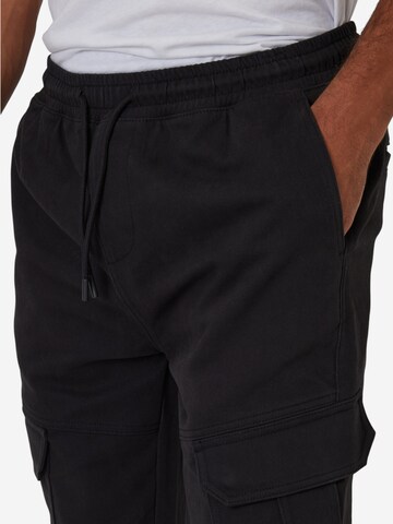 Threadbare Slimfit lange Cargohose 'Garrix' in Schwarz