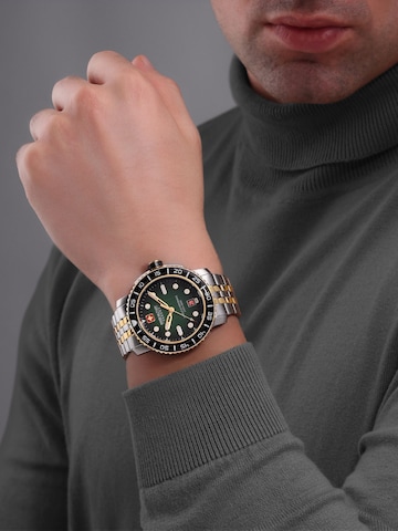 SWISS MILITARY HANOWA Analoguhr ' Black Marlin ' in Silber: Vorderseite