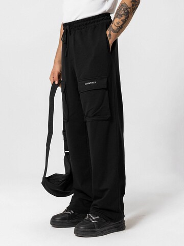 VAMOS CLO Loose fit Trousers in Black