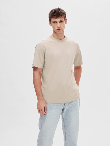 T-Shirt 'COLMAN200' SELECTED HOMME en gris : devant