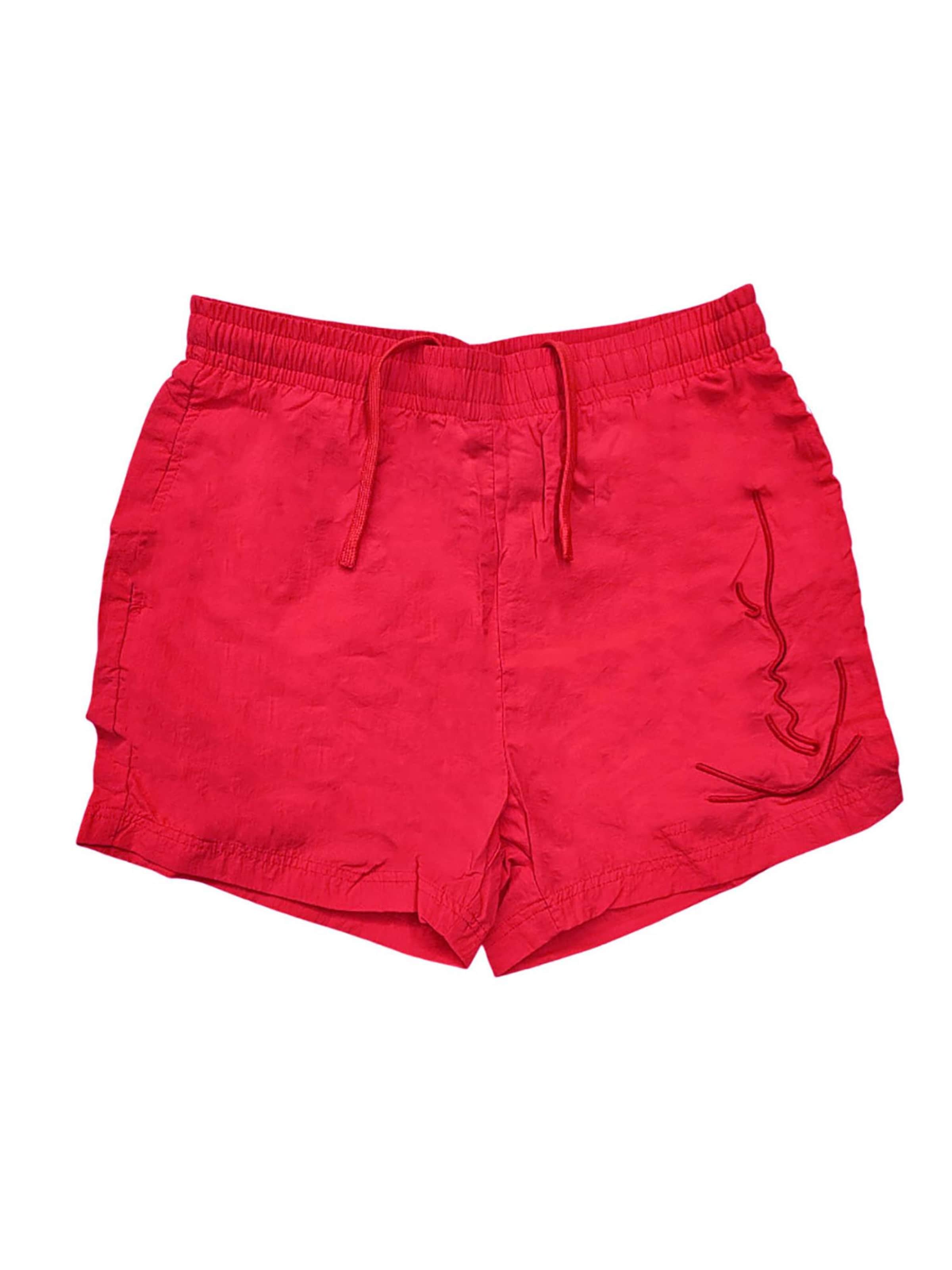 Karl Kani Badeshorts 'Signature'‌‌‌‌‌ in rot, Produktansicht