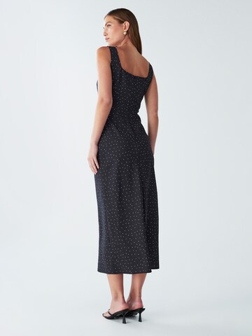 Abito 'Hallee' di Willa in nero: dietro