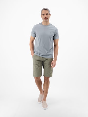 LERROS Regular Sportliche Chino-Shorts aus flexiblem Nylon-Mix in Grün: Vorderseite