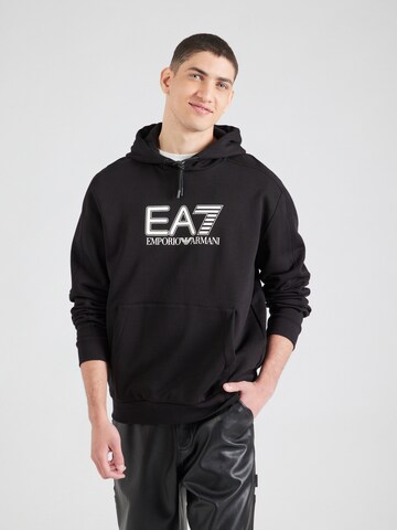Felpa di EA7 Emporio Armani in nero: frontale