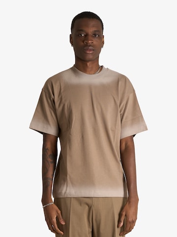 T-Shirt SSEINSE en marron : devant