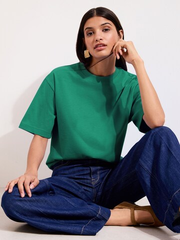 Friends Like These Shirt in Blue