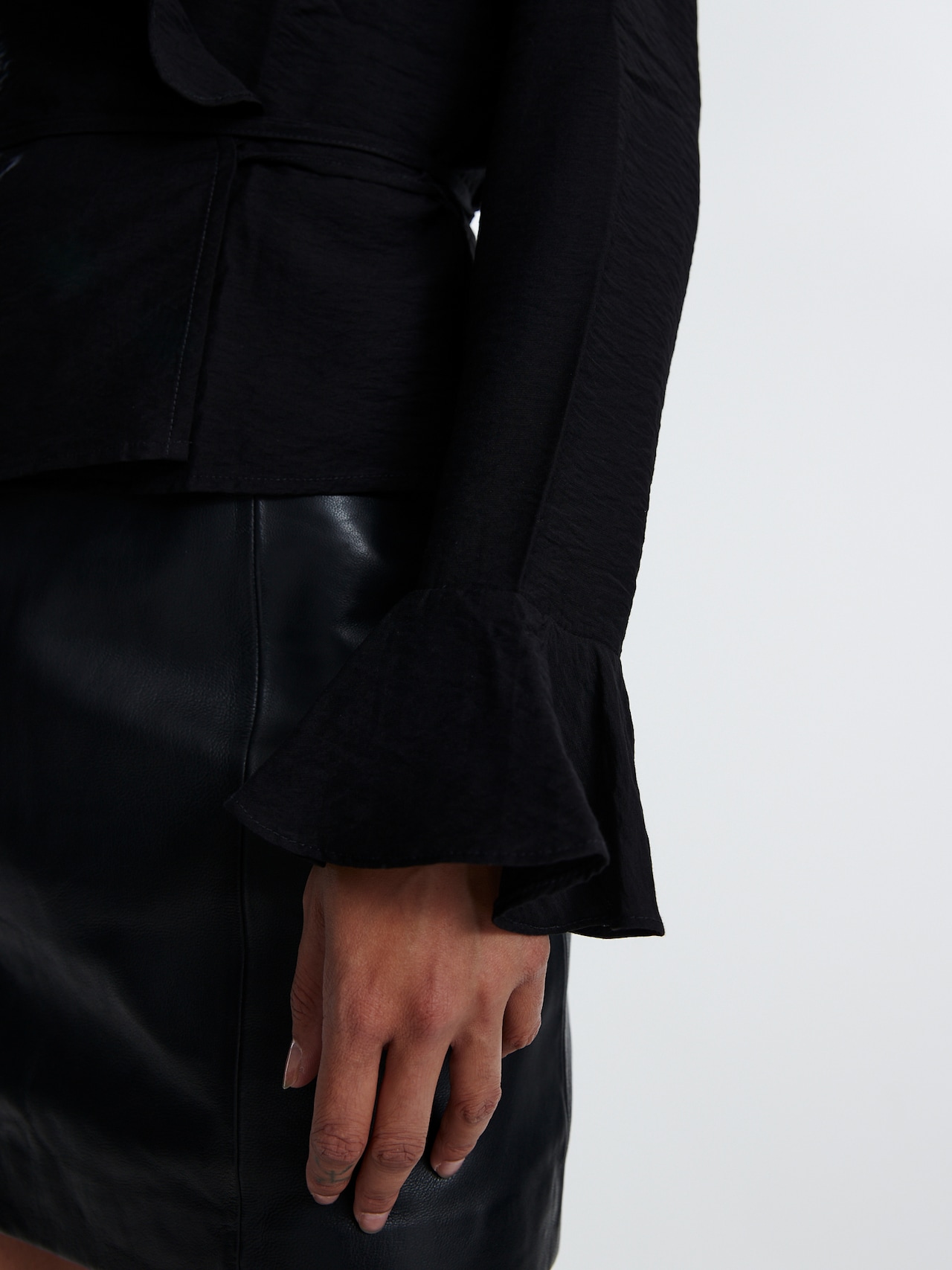 EDITED Blouse 'Skyler' Zwart