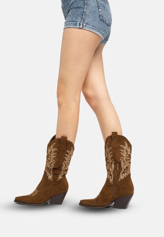Salinyang Cowboy Boots in Brown