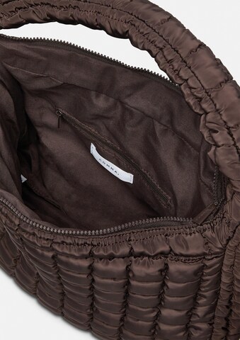 COMMA Shoulder Bag in Brown