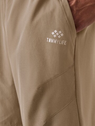 Tommy Life Ozke Hlače | zelena barva
