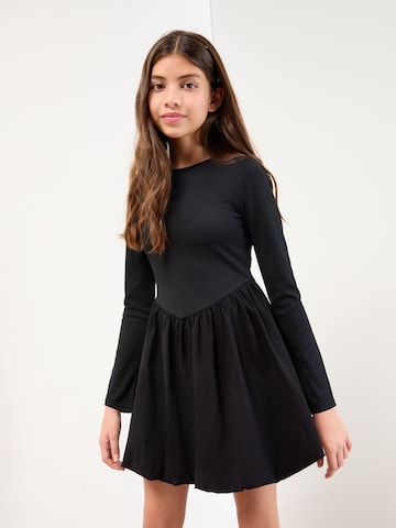 Robe Lipsy en noir