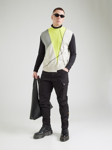 G-STAR Tapered Hose 'Roxic' in Schwarz