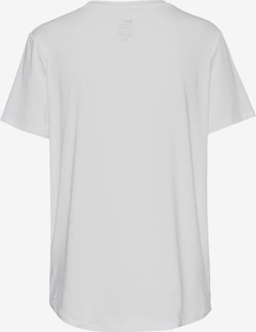 T-shirt fonctionnel 'ONE CLASSIC' NIKE en blanc