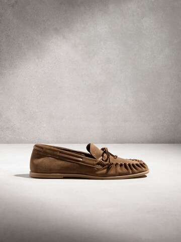 Next Mocassins in Bruin