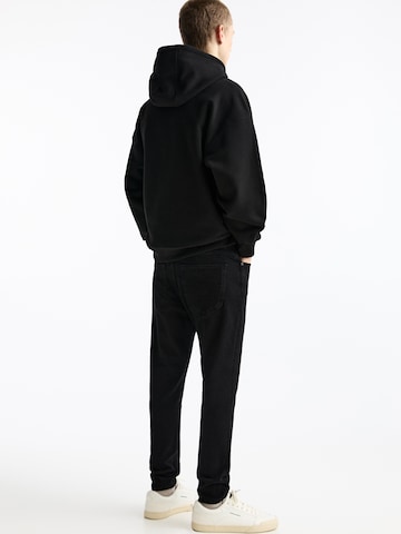 Pull&Bear Slim fit Jeans in Black