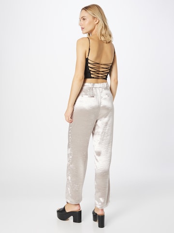 VILA Loose fit Pleat-Front Pants 'Jackel' in Beige