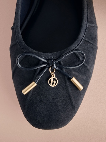 B by Ted Baker Ballerina in Blauw