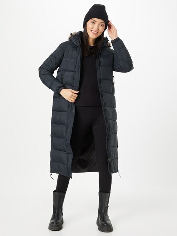 Superdry Zimní kabát – černá
