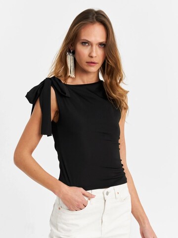 Haut Cool & Sexy en noir : devant