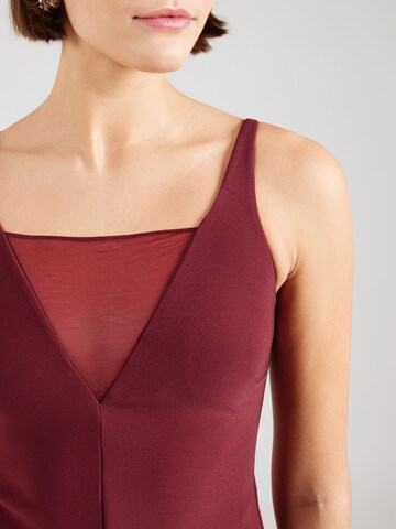 Abito di Abercrombie & Fitch in rosso