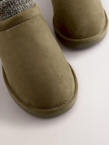 Next Тапки в Зеленый