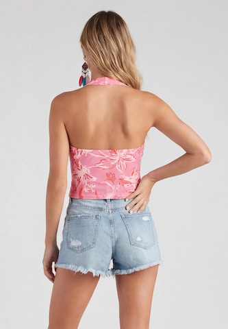 IZIA Top in Pink