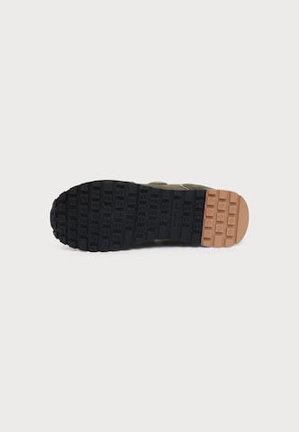 Sneaker low 'TRAVIS' de la Colmar pe verde