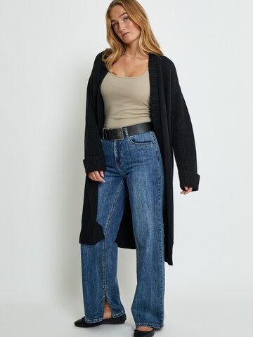 DESIRES Strickjacke 'Kela' in Schwarz
