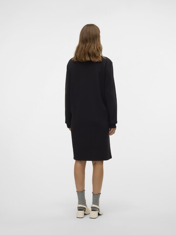 Robe 'MLTHEA' MAMALICIOUS en noir