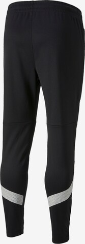 Skinny Pantaloni sportivi di PUMA in nero