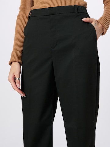 regular Pantaloni con piega frontale di ESPRIT in nero