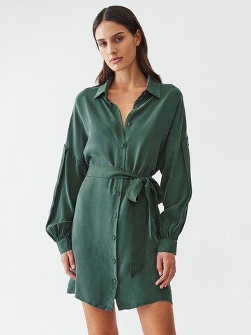 Calli Dress in Green: front