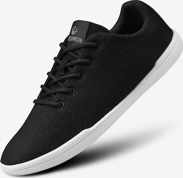Slip on GIESSWEIN en noir : devant