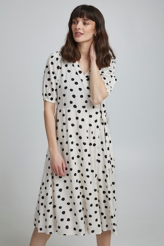 Fransa Shirt Dress in White: front