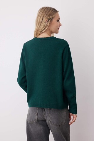 Trendyol Strickjacke in Grün