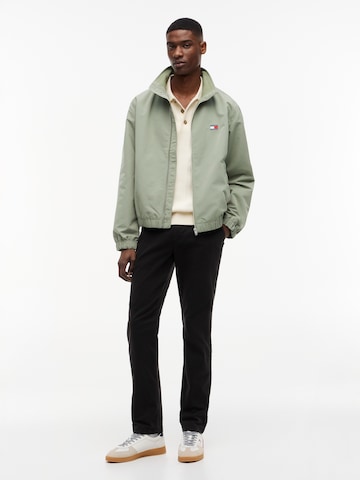 Tommy Jeans Tussenjas 'ESSENTIAL' in Groen