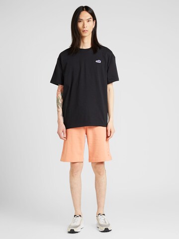 Nike Sportswear - Camisa 'M90' em preto