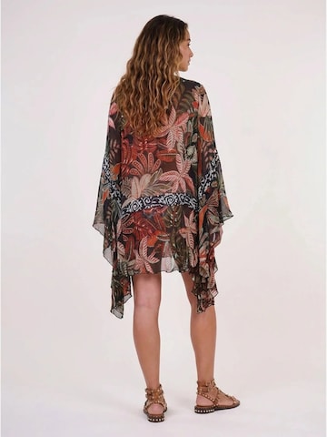 Miss June - Vestido 'Caftan Court Ximena' em preto