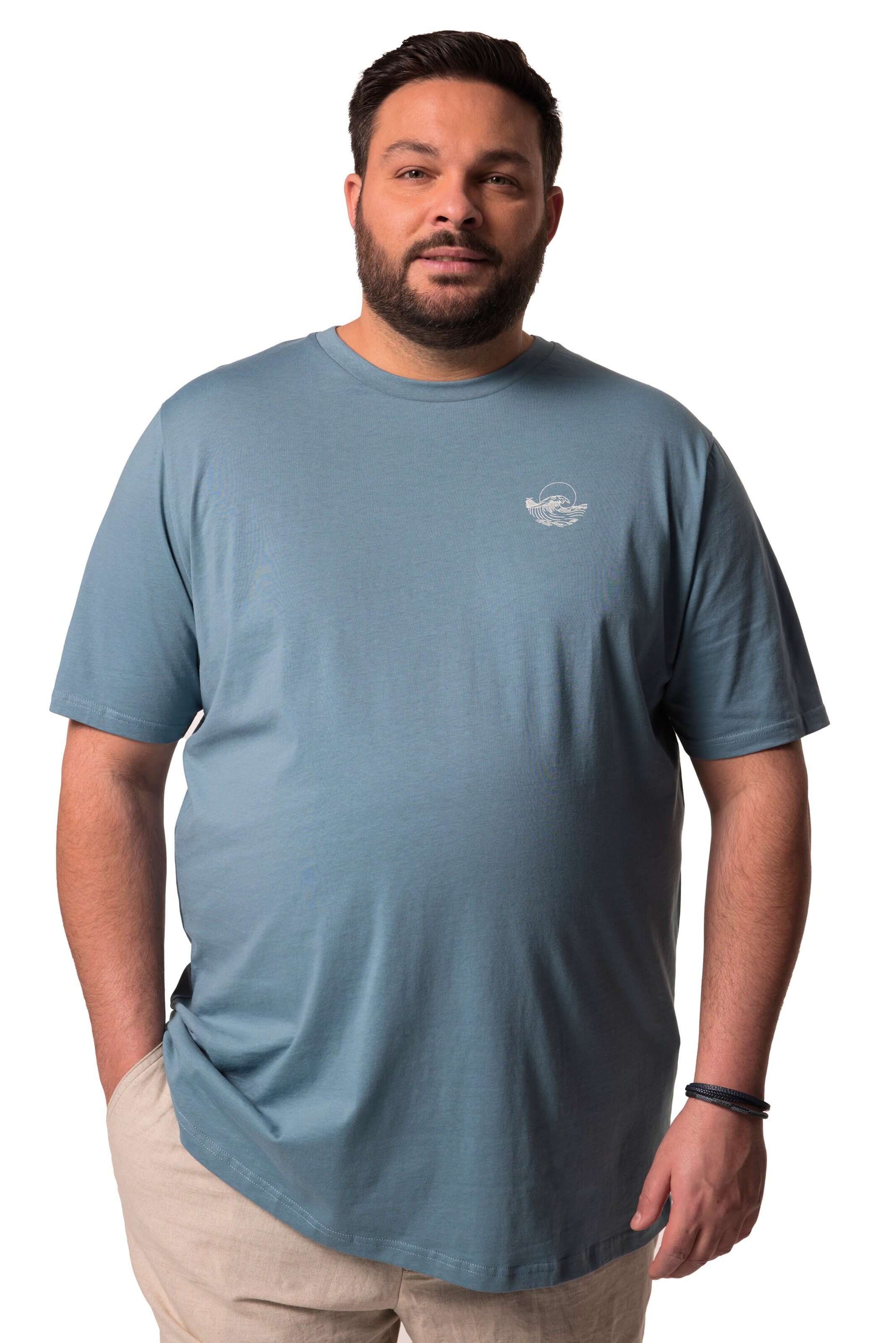 Men Plus Shirt in Blue: front