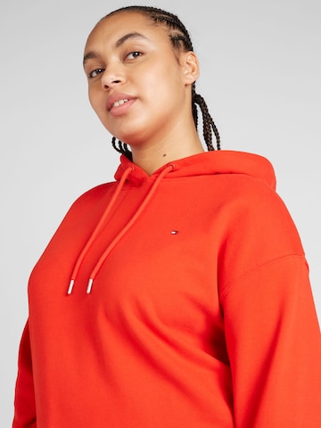 Tommy Hilfiger Curve - Sweatshirt em vermelho