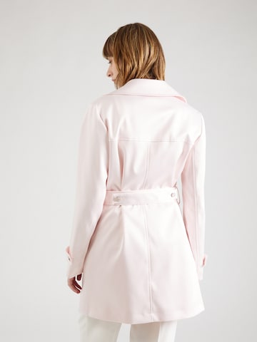 GUESS Płaszcz przejściowy 'Luana' w kolorze różowy
