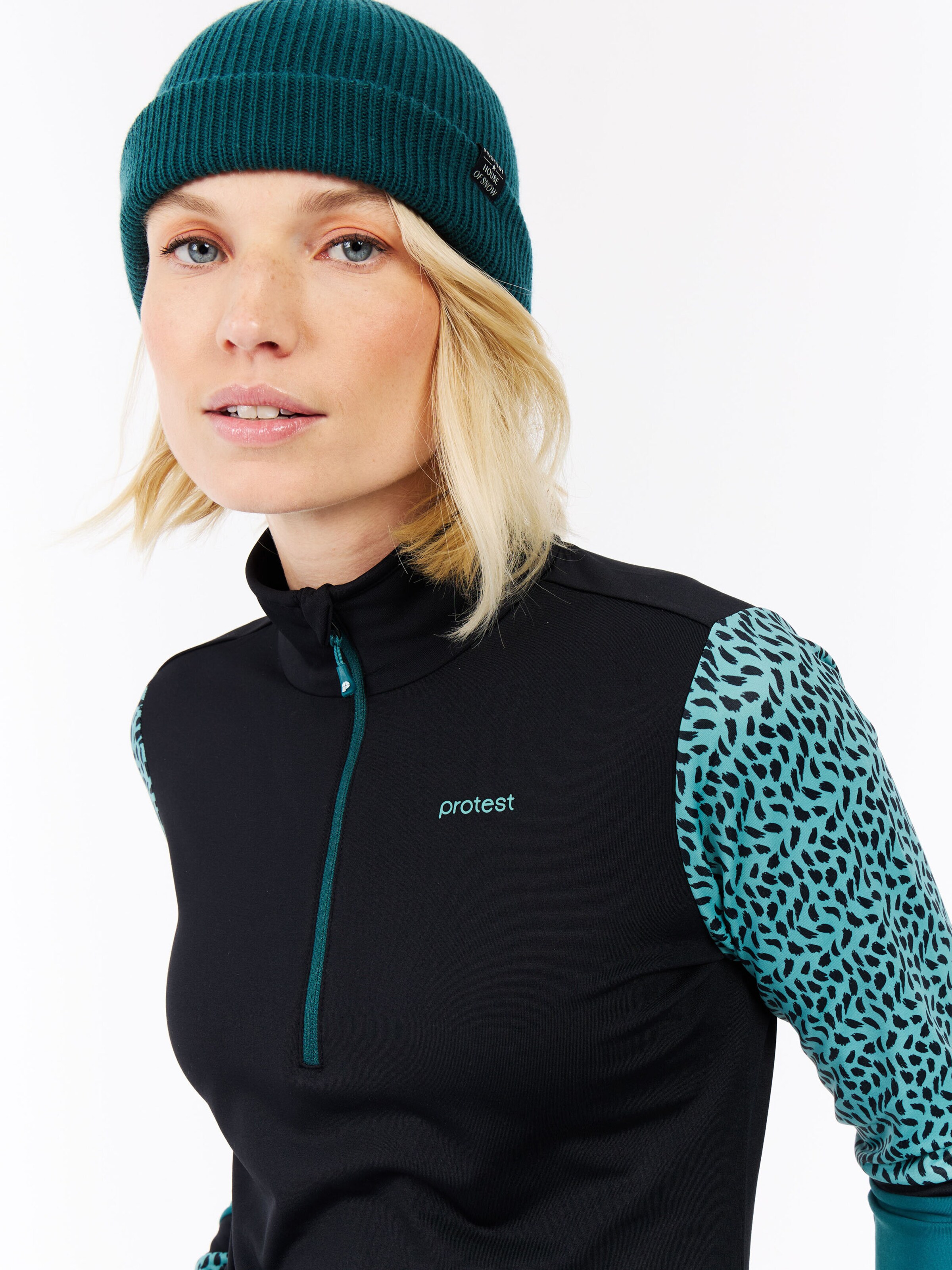 PROTEST Sportief sweatshirt 'PRTNynke' in Blauw
