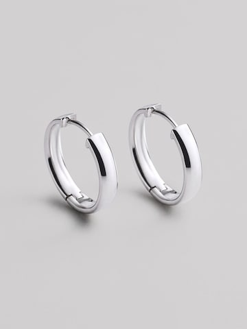 REYTEL Ohrringe 'THE CLASSIC M'‌‌‌‌‌‌‌‌‌‌ in Silber: Vorderseite