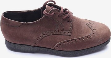 Tod's Flats & Loafers in 37,5 in Brown: front