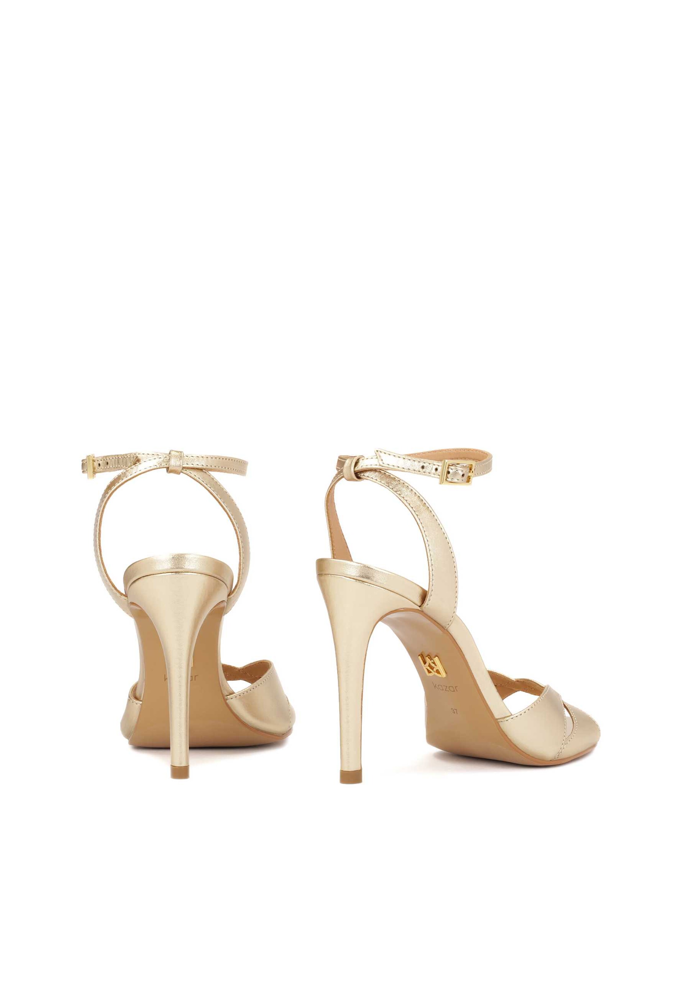 Kazar Strap sandal in Gold