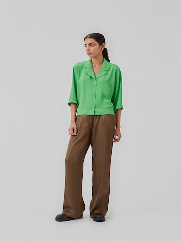 modström Loose fit Pleat-front trousers 'Carwyn' in Brown