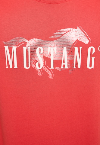 MUSTANG T-Shirt 'Austin' in Rot