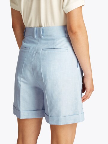 TOMMY HILFIGER Regular Shorts in Blau