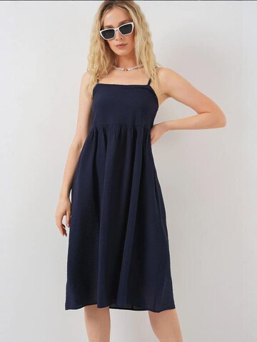 Robe Bigdart en bleu : devant