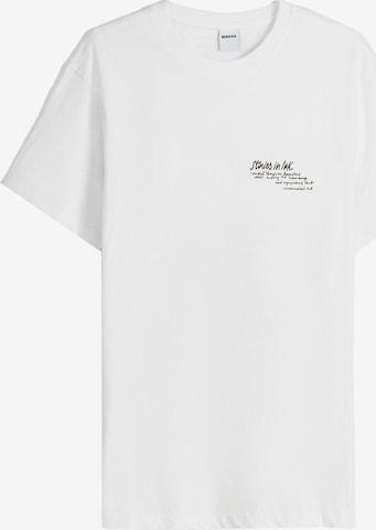 T-Shirt Bershka en blanc : devant